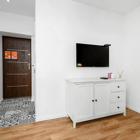 Apartament Pod Herkulesami By Renters *