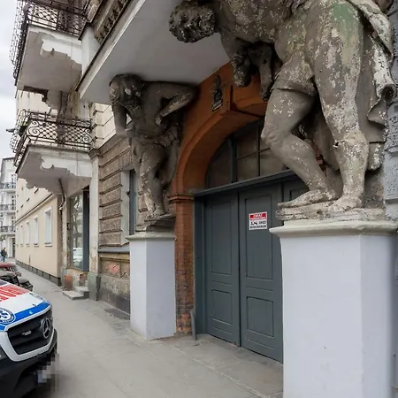 Apartment Pod Herkulesami By Renters Posen