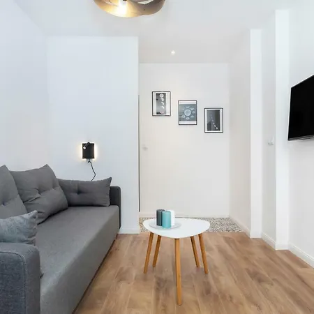 Pod Herkulesami By Renters Apartment