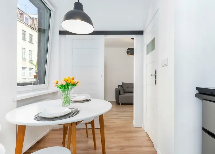 Pod Herkulesami By Renters Apartment Poznan